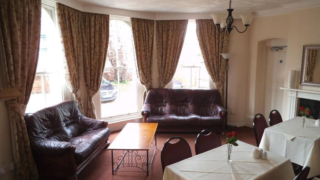 Belle Vue House Hotel Reading Bagian luar foto